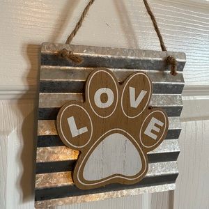 Farmhouse wall decor PAW print